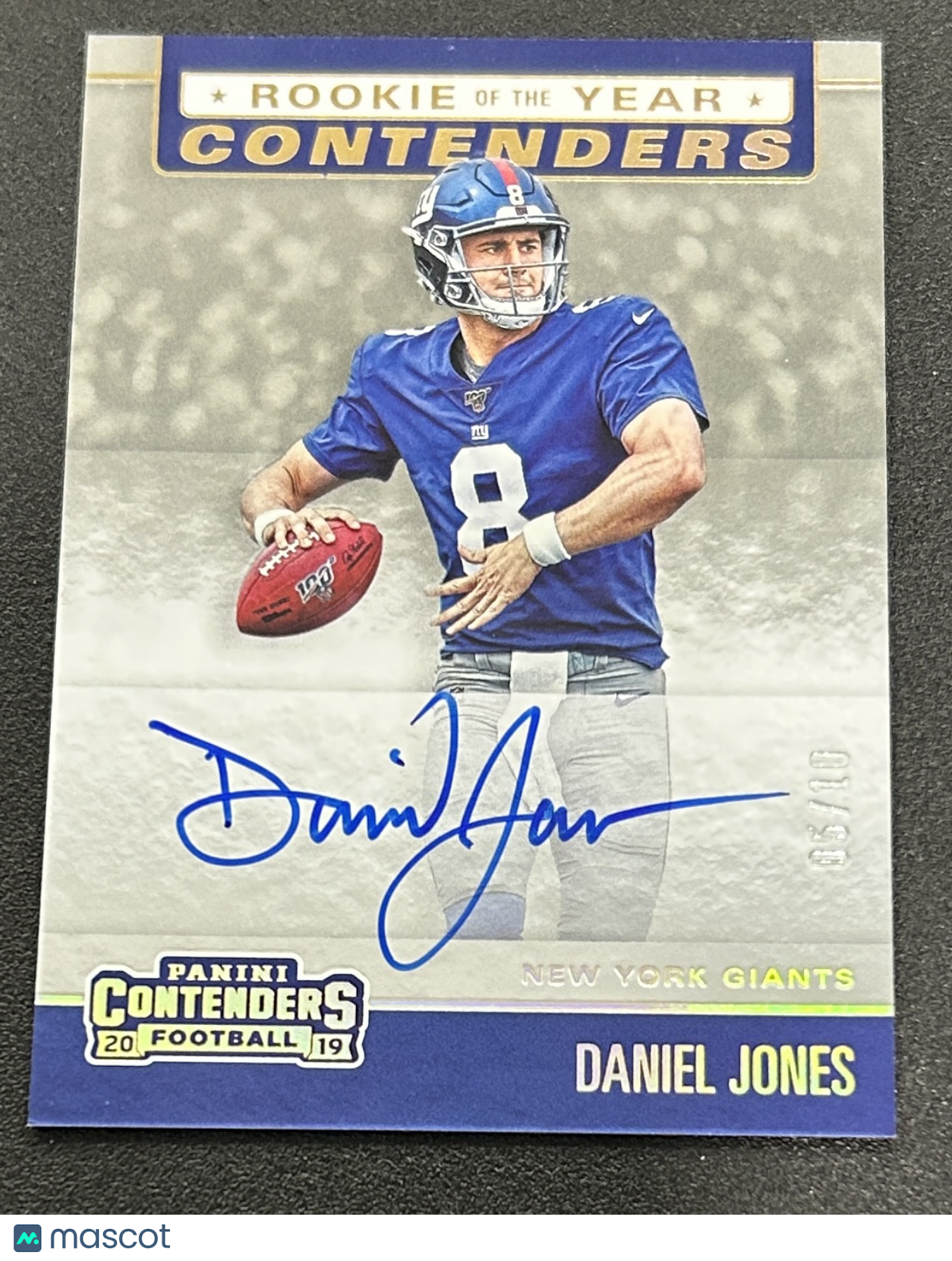 DANIEL JONES 2019 Panini Contenders Rookie of the Year Auto Gold /10 #RYA-DJ