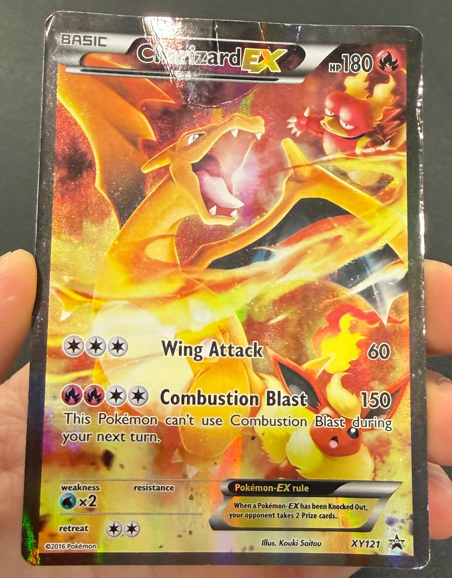 CHARIZARD EX 2016 Pokemon XY Black Star Promo Full Art Holo #XY121 Damaged