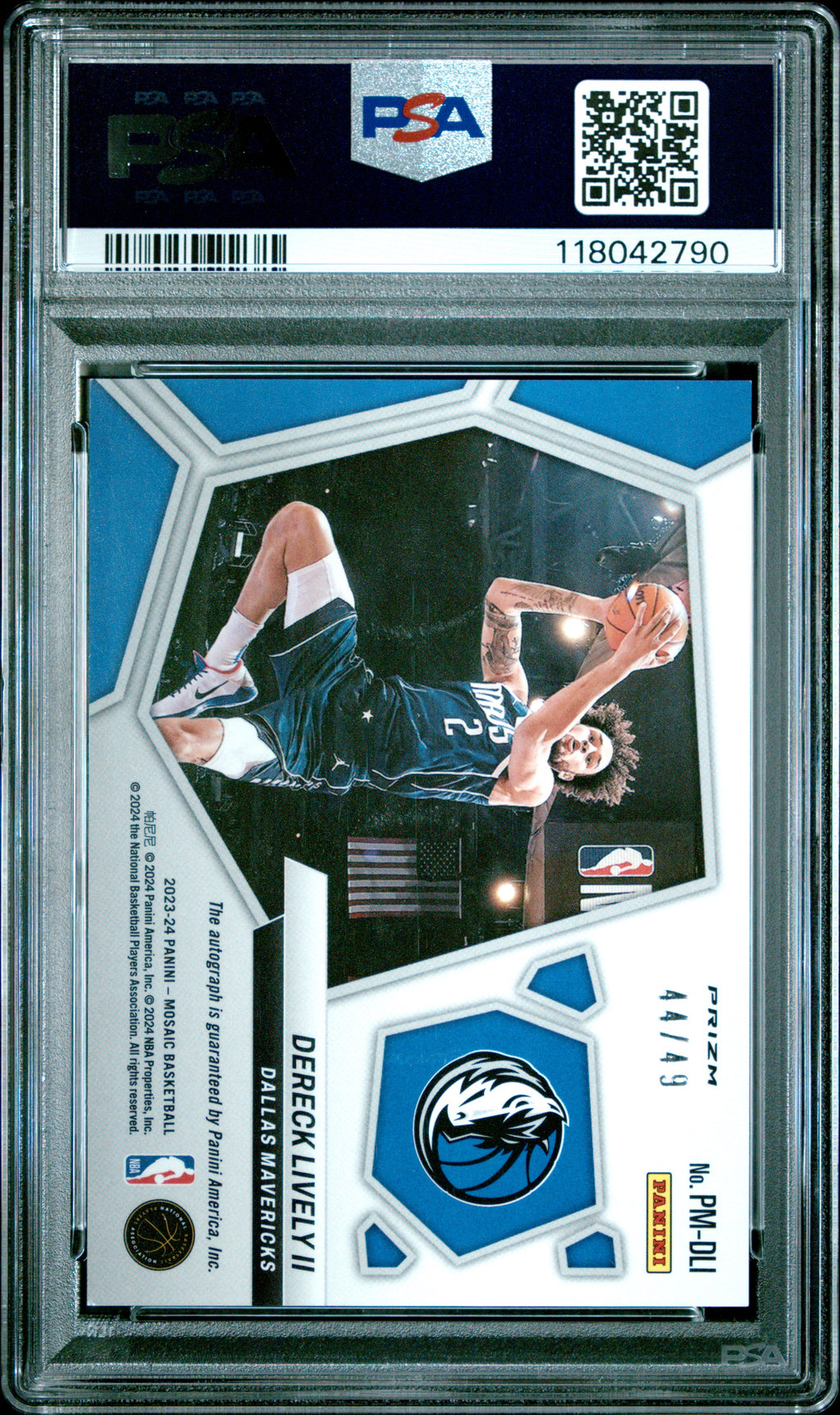 DERECK LIVELY II 2023-24 Panini Mosaic Pictographs Auto Blue /49 #PMDLI PSA 9